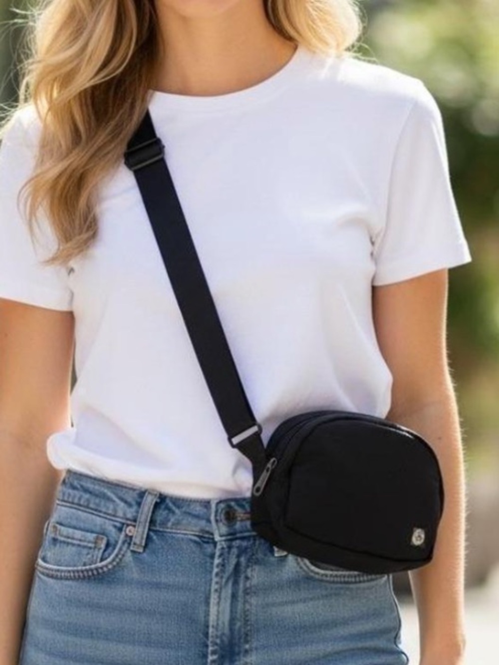 🆕Halara Zipper Pouch Belt Bag or Crossbody